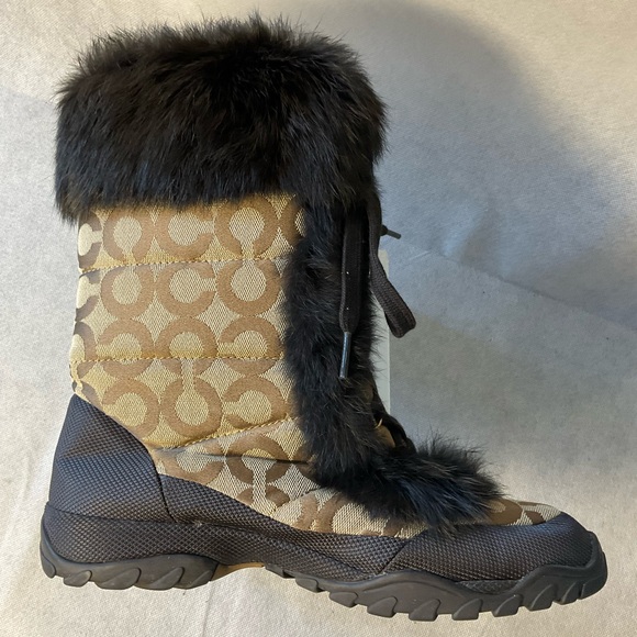 Coach Signature Jennie Winter Boots- Size 7.5 - Picture 15 of 16